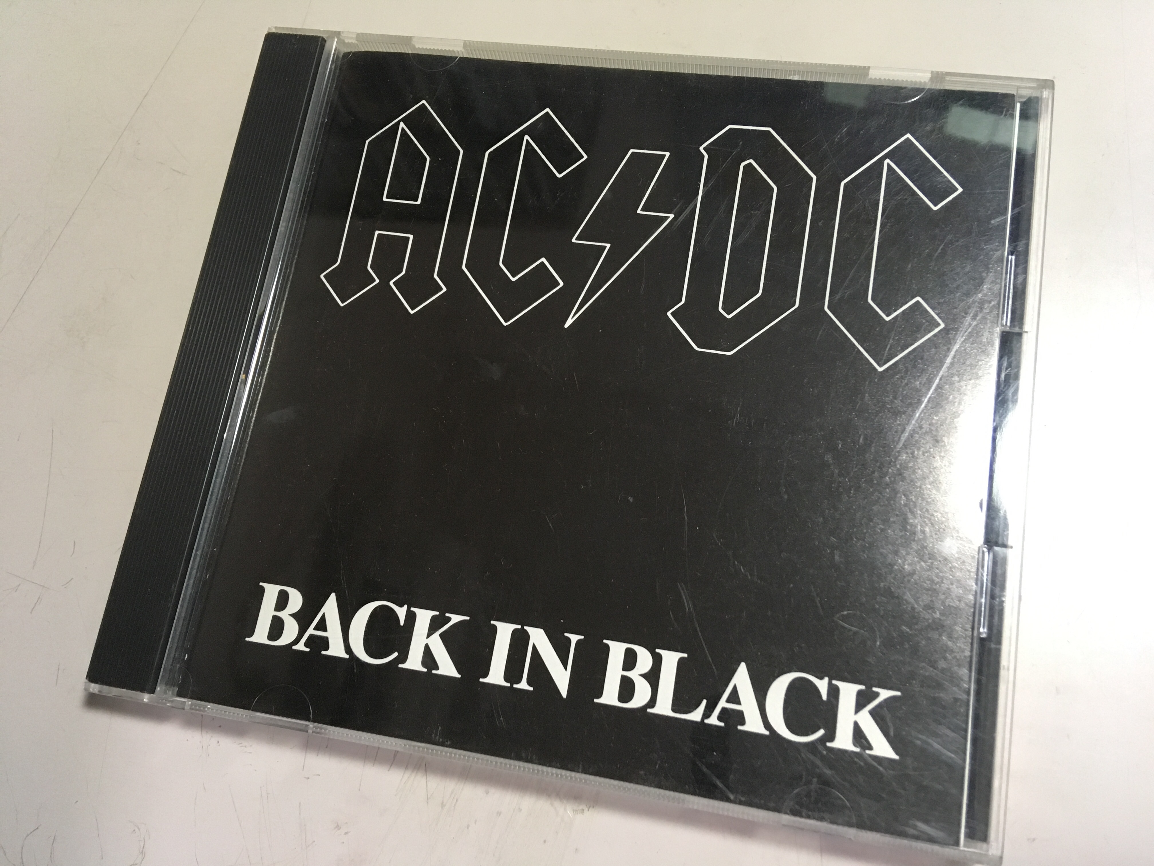 私的名盤 AC/DC Back in black | 気分はとってもジュンジュワァ〜(^p^)